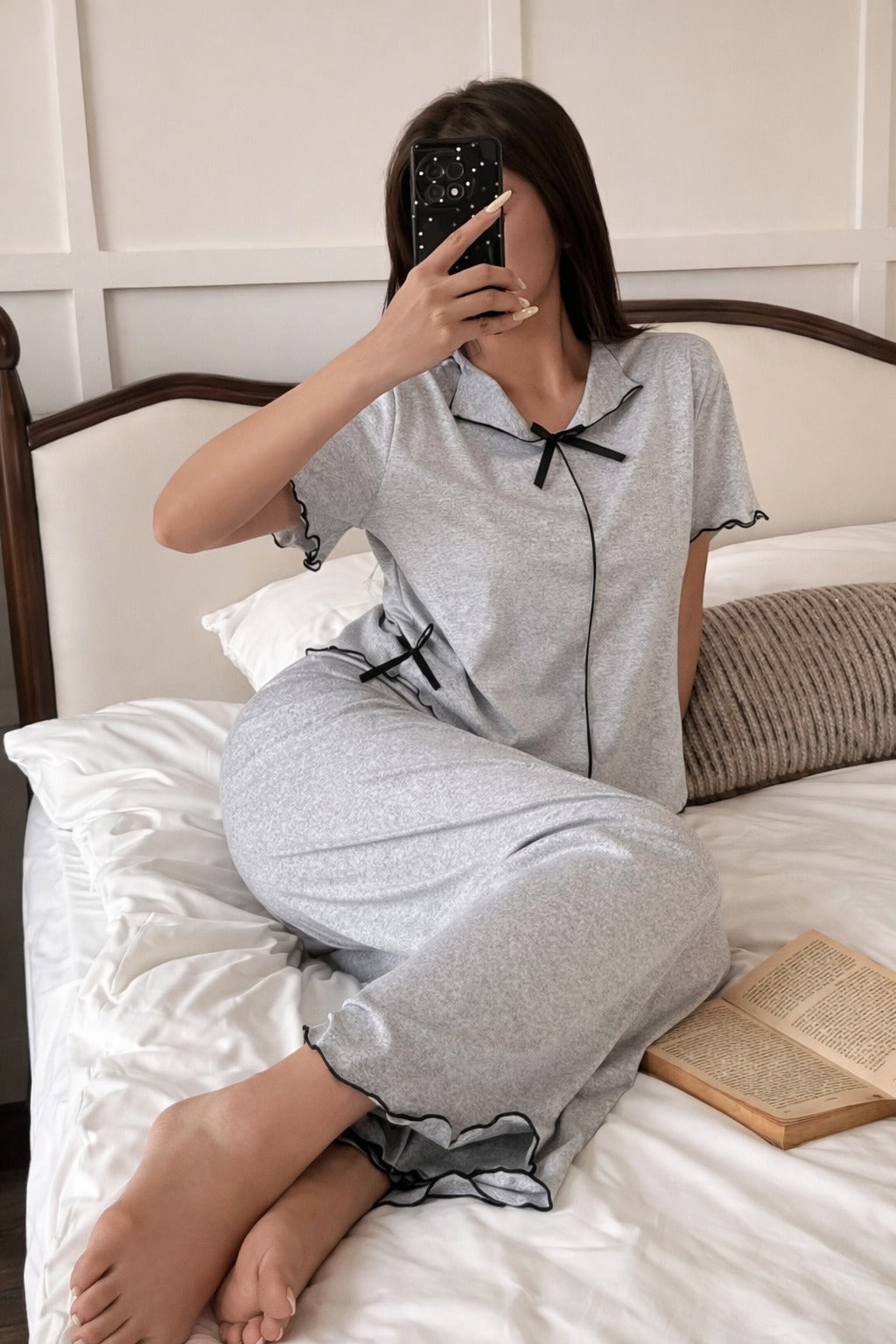 (New) hezel grey Collar with black bow half sleeves night suit