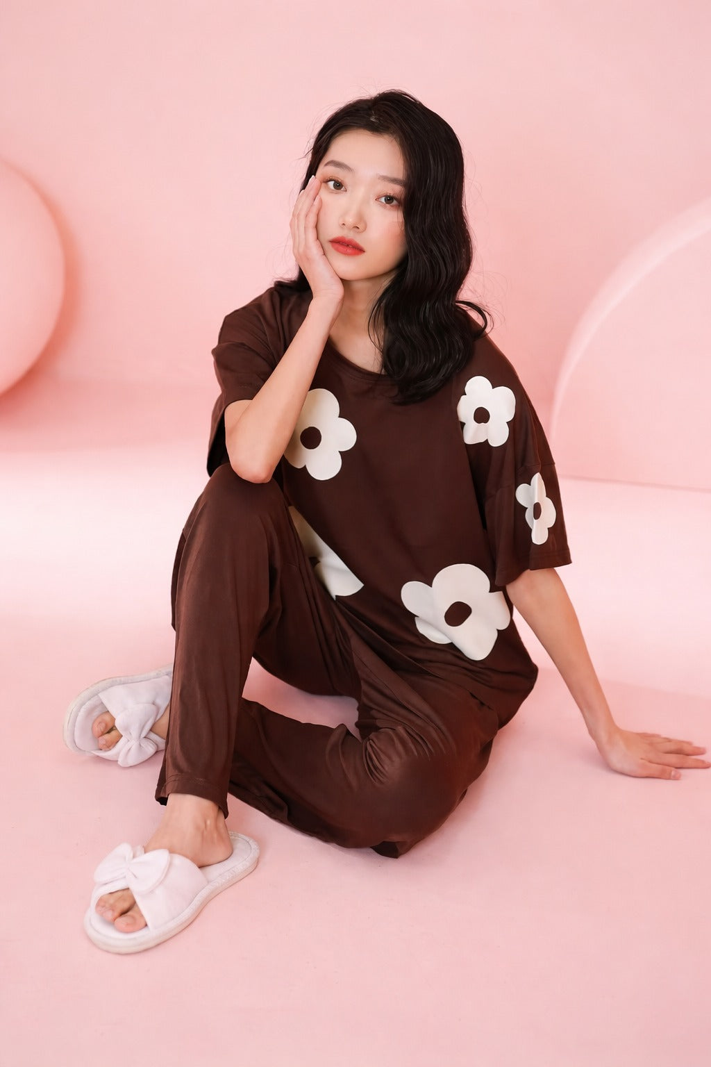 (NEW ) Brown All over BIG White flower night suit For her