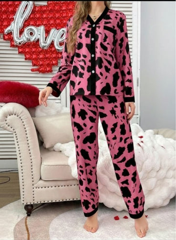 Shocking pink with cheetah printed Front button Style night suit For her