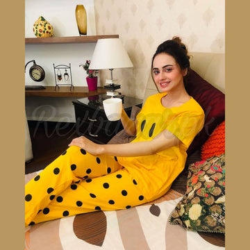 Yellow Smile with Dotted Printed Pajama Half Sleeves Night Suit for her (RX-78)